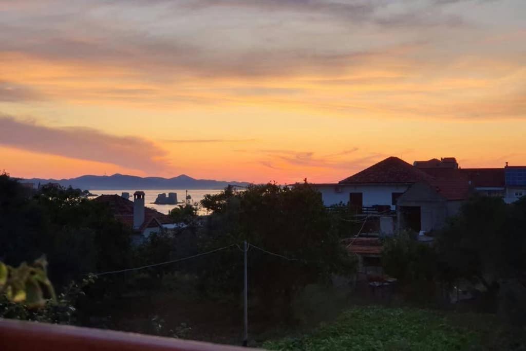 Apartman Greta Sukošan Kültér fotó