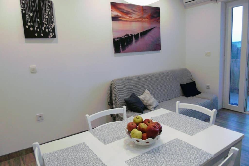 Apartman Greta Sukošan Kültér fotó