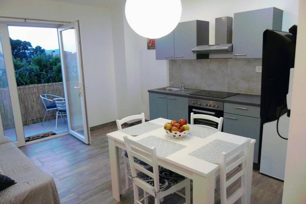 Apartman Greta Sukošan Kültér fotó