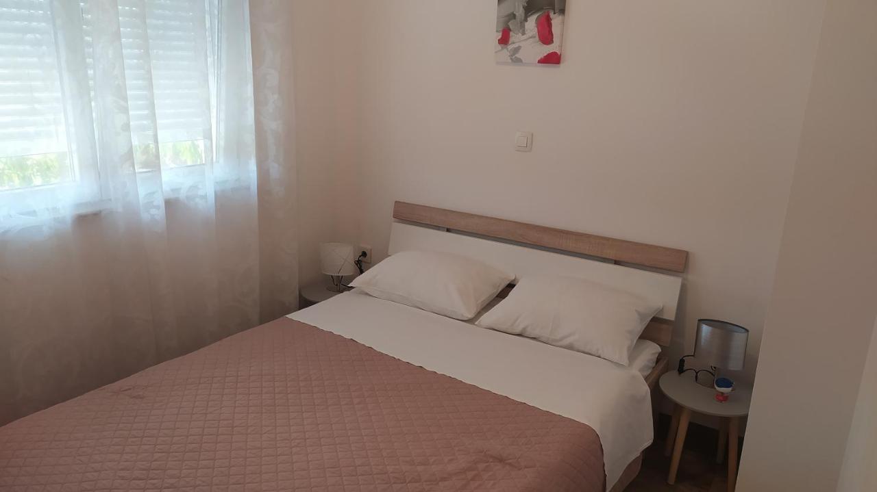 Apartman Greta Sukošan Kültér fotó